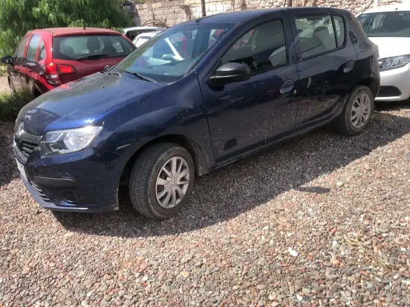 Renault Sandero PH2 LIFE 1.6 - 75.396Km