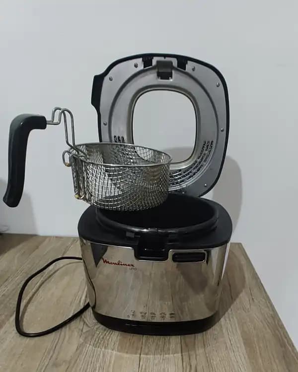 FREIDORA ELÉCTRICA MOULINEX