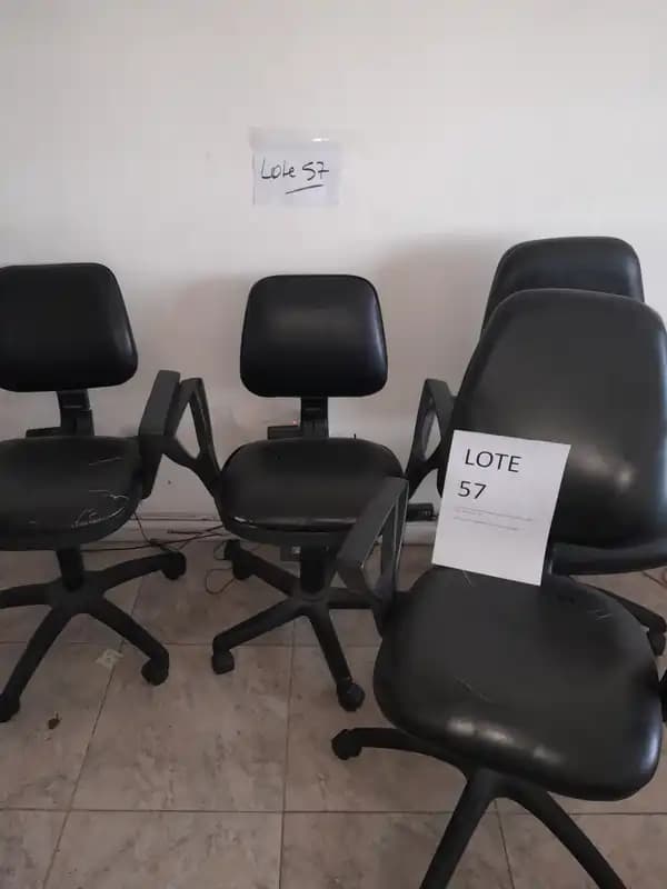 LOTE 57 - SILLONES PARA OFICINA