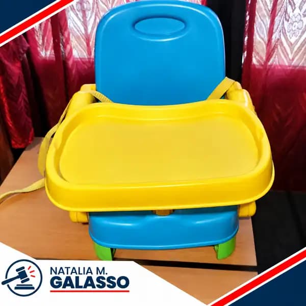 Silla plástica de bebé