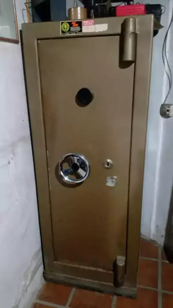 GRAN CAJA FUERTE