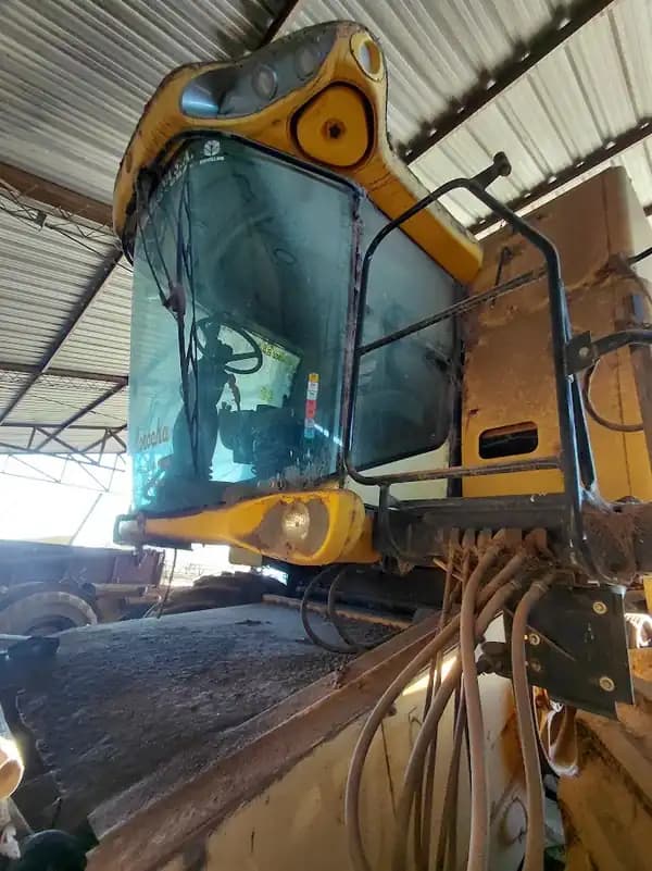 COSECHADORA NEW HOLLAND MODELO CS660