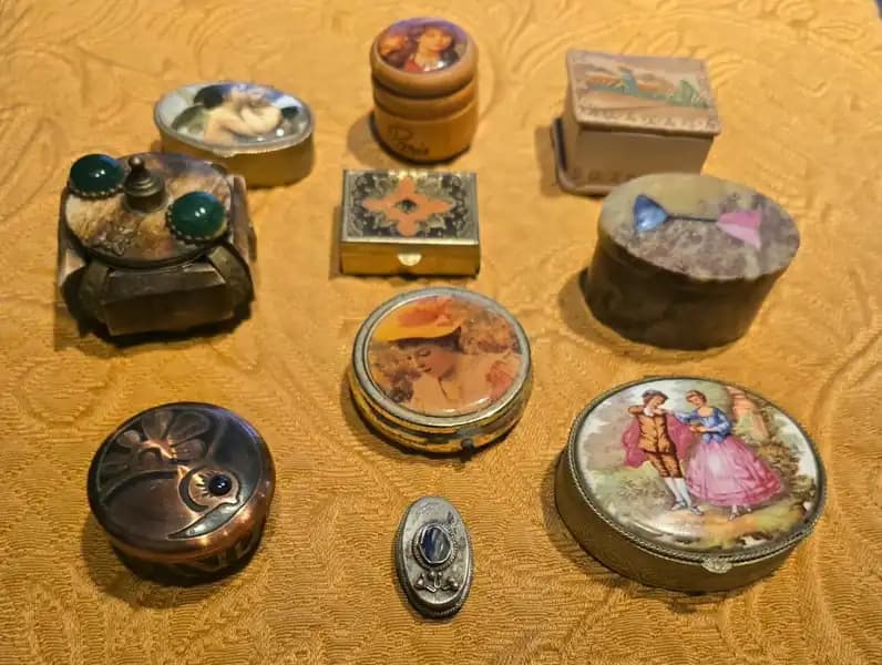 COLECCION 10 PASTILLEROS