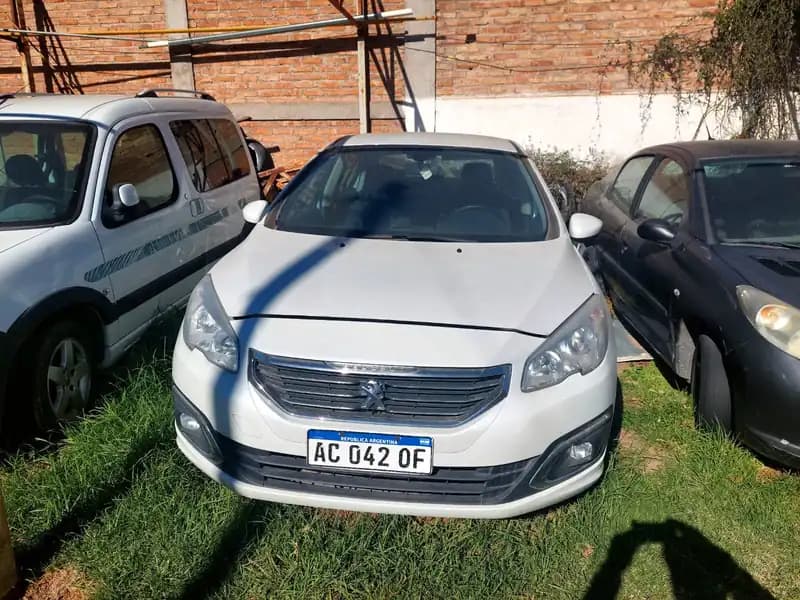 PEUGEOT 408 ALLURE 1.6 SEDAN 4 PUERTAS, 2017