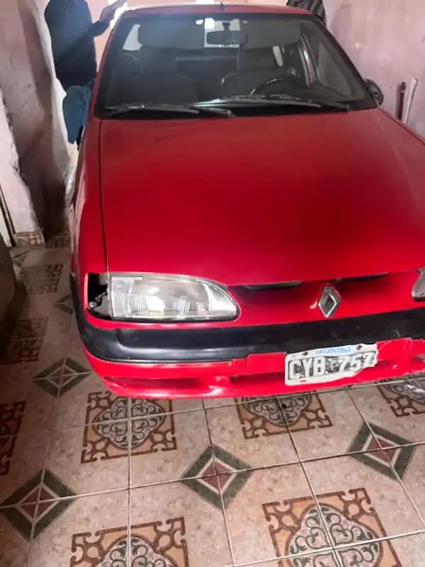 RENAULT modelo R-19 RED 1999