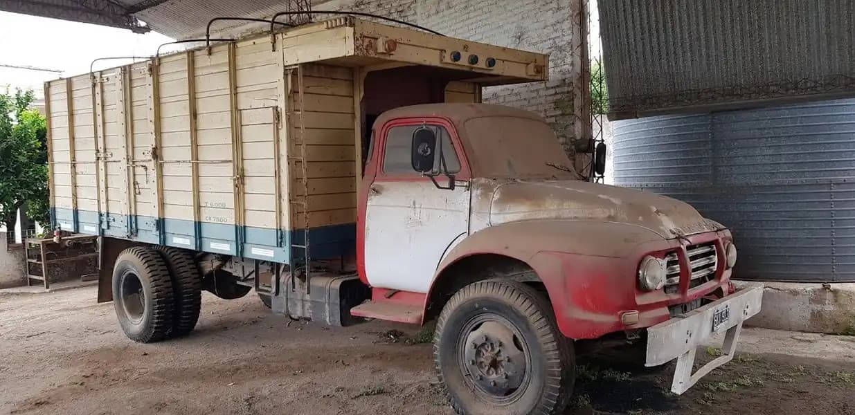 CAMION BEDFORD MODELO 1966