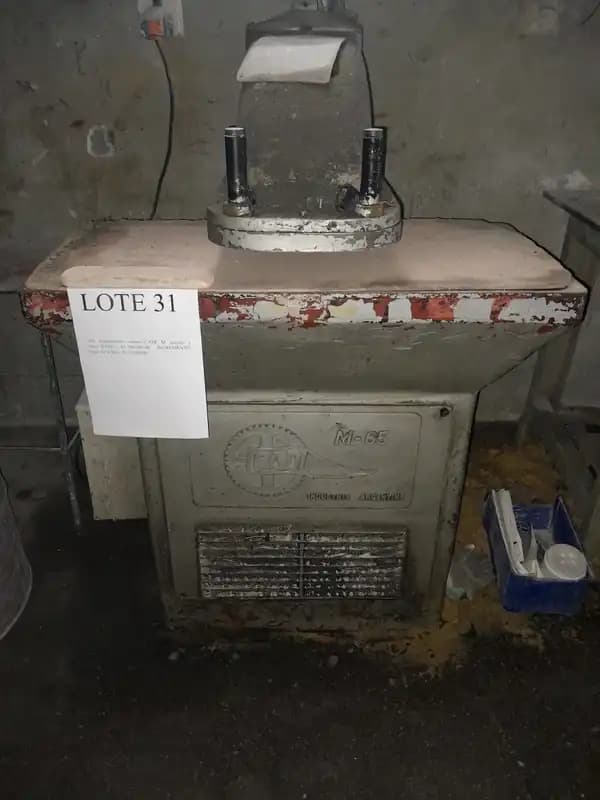 LOTE 31 - TROQUELADORA