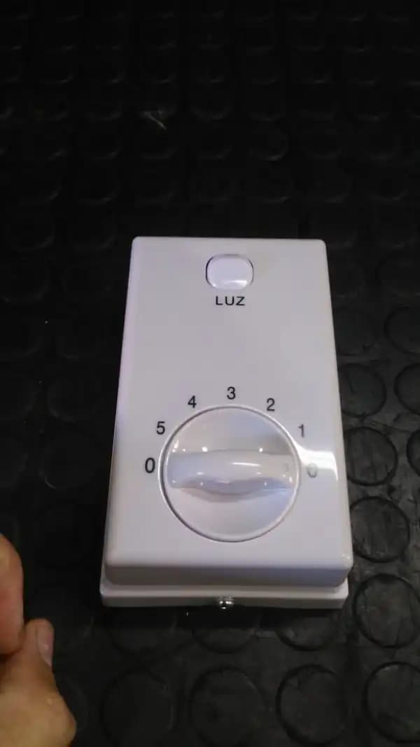 LLAVE SELECTORA PARA VENTILADOR DE TECHO