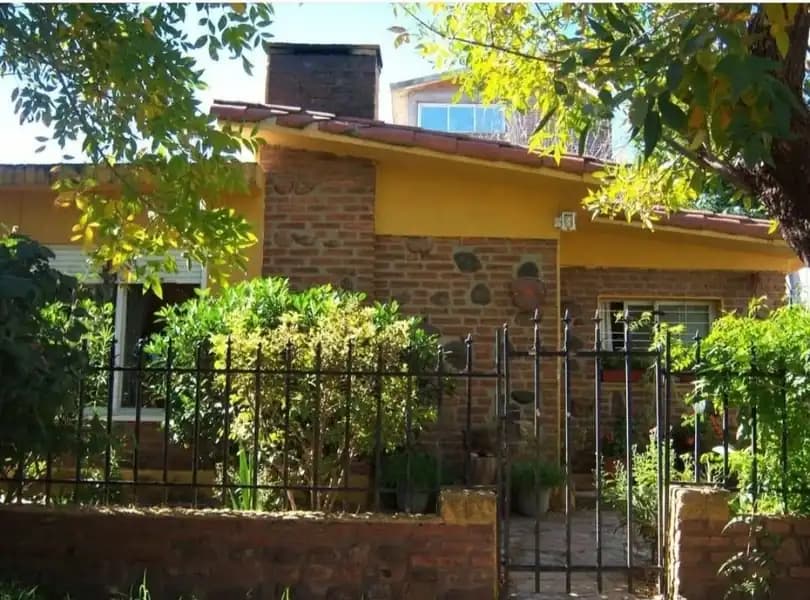 OPORTUNIDAD UNICA HERMOS INMUEBLE VILLA DEL DIQUE