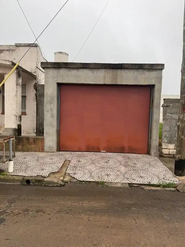 COCHERA - DEPOSITO