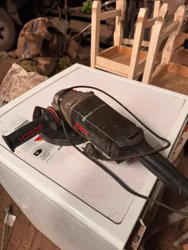 AMOLADORA SKILL