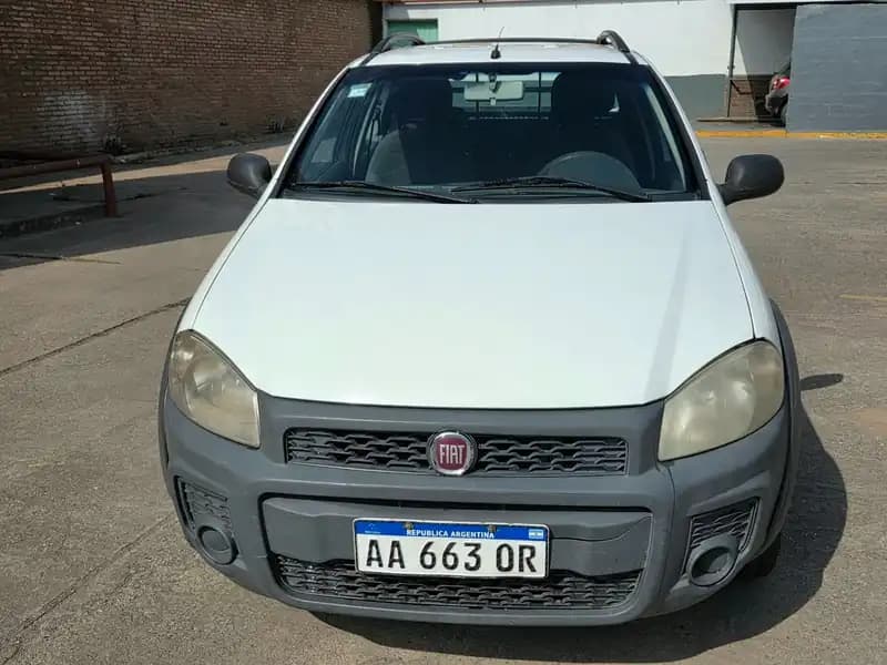 FIAT STRADA WORKING 1.4 CABINA DOBLE AÑO 2016