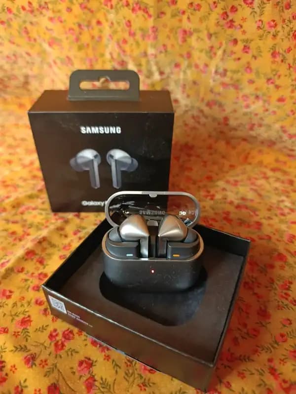 AURICULARES IGUAL A NUEVO SAMSUNG GALAXY BUDS3 PRO