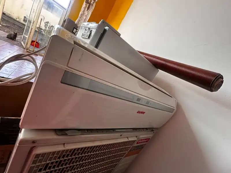 AIRE ACONDICONADO FRIO CALOR 2500 F SANYO