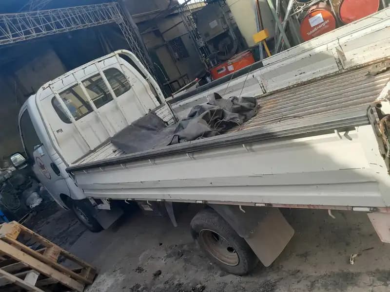 LOTE 83 - KIA - MODELO K2500
