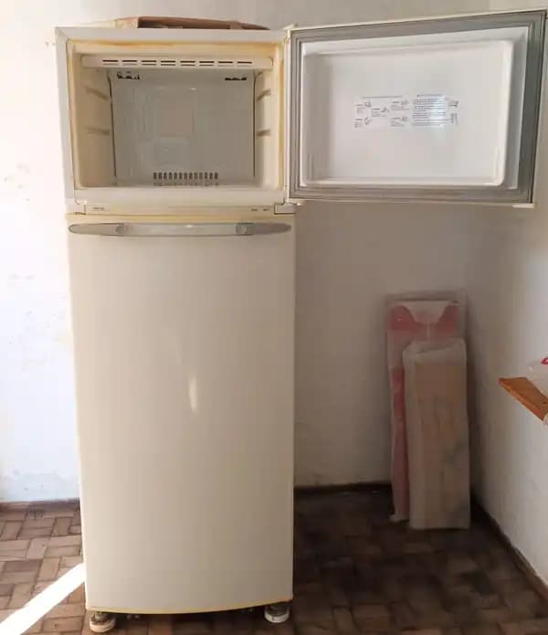 Heladera WHIRPOOL Modelo WRD36 Serie JB3781566