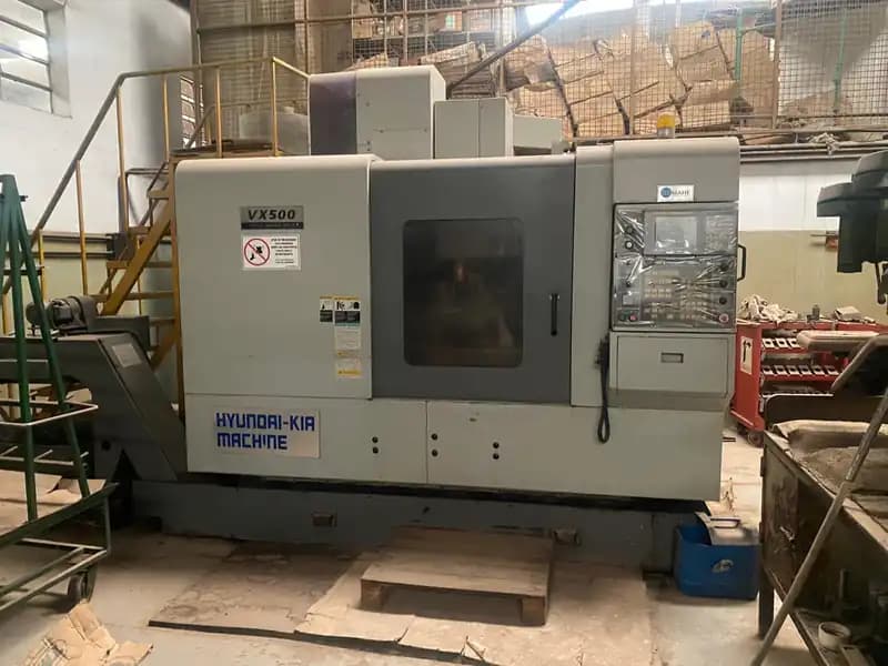 Hyundai-Kia Maquina VX 500 Vertical Machining