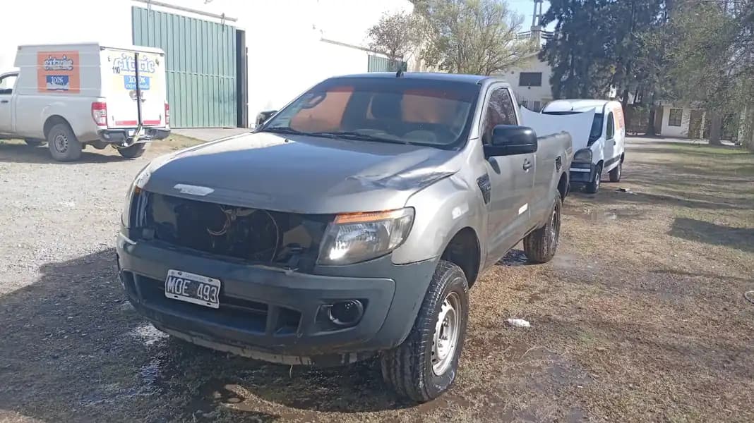 FORD RANGER 2 CS 4X2 XL 2.5 L AÑO 2013. MOE493
