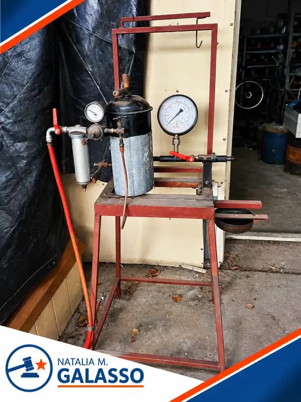 Gasometro de carburo con base y accesorios