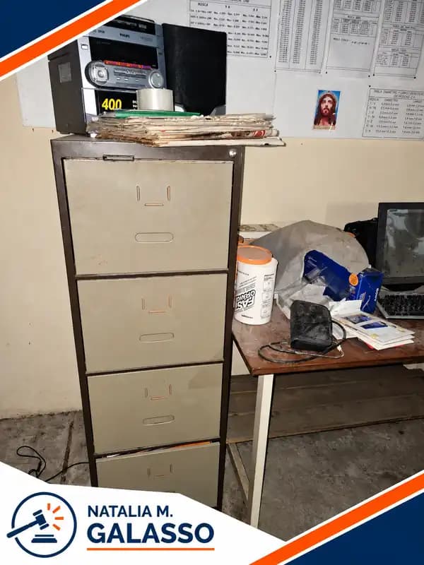 Estantería metálica de dos cuerpos