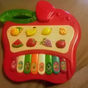 Piano musical educativo
