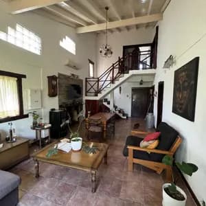VIVIENDA DE LUJO