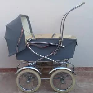 COCHE DE BEBE ANTIGUO