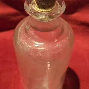 BOTELLITA VIDRIO CON TAPON