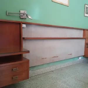 Cabecera de cama de madera
