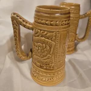 PAR DE JARRAS DE CERVEZA