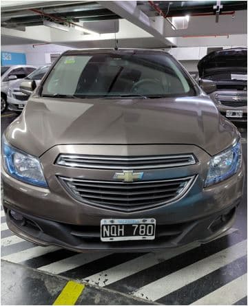 UN AUTOMÓVIL, USADO, FUNCIONANDO, MARCA CHEVROLET, MODELO PRISMA 1.4 N LTZ, MOTOR Nº CGZ020721, CHASIS Nº 9BGKT69T0EG204289, TIPO SEDÁN 4 PUERTAS, MODELO AÑO 2014. POSEE: TABLERO DE INSTRUMENTOS, CALEFACTOR, AIRE ACONDICIONADO, PANTALLA TOUCH MULTIFUNCIÓN, ALZA CRISTALES Y ESPEJOS CON COMANDOS ELÉCTRICOS, CIERRE CENTRALIZADO, AIRBAG, CAJA DE VELOCIDADES, DIFERENCIAL, DIRECCIÓN ASISTIDA, Y CINCO RUEDAS ARMADAS CON CUBIERTAS DE USO. CON DETERIOROS GENERALES, PEQUEÑAS AVERÍAS, DESARMES E INCOMPLETO. DOMINIO NQH780.- KM 227687.“EL BANCO NO SE RESPONSABILIZA POR EL KILOMETRAJE REAL DE RODAJE DEL VEHÍCULO ENAJENADO EN SUBASTA”