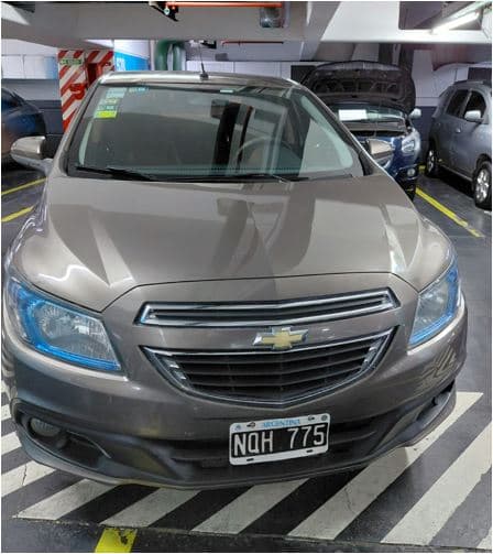 UN AUTOMÓVIL, USADO, FUNCIONANDO, MARCA CHEVROLET, MODELO PRISMA 1.4 N LTZ, MOTOR Nº CGZ019153, CHASIS Nº 9BGKT69T0EG204206, TIPO SEDÁN 4 PUERTAS, MODELO AÑO 2014. POSEE: TABLERO DE INSTRUMENTOS, CALEFACTOR, AIRE ACONDICIONADO, PANTALLA TOUCH MULTIFUNCIÓN, ALZA CRISTALES Y ESPEJOS CON COMANDOS ELÉCTRICOS, CIERRE CENTRALIZADO, AIRBAG, CAJA DE VELOCIDADES, DIFERENCIAL, DIRECCIÓN ASISTIDA, Y CINCO RUEDAS ARMADAS CON CUBIERTAS DE USO, CON DETERIOROS GENERALES, PEQUEÑAS AVERÍAS, DESARMES E INCOMPLETO. DOMINIO NQH775.- KM 182622.“EL BANCO NO SE RESPONSABILIZA POR EL KILOMETRAJE REAL DE RODAJE DEL VEHÍCULO ENAJENADO EN SUBASTA”