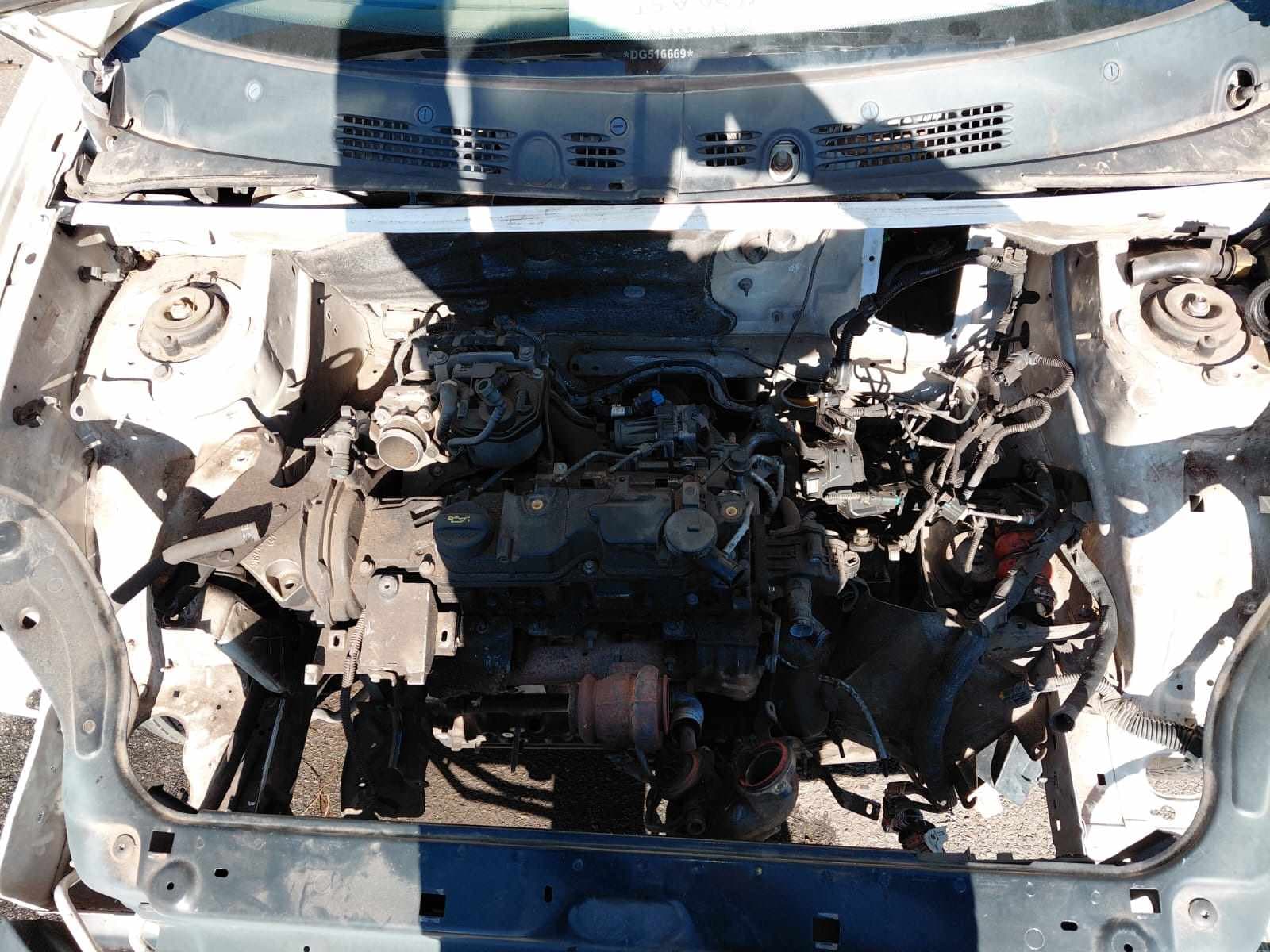 UNA CAMIONETA USDA SIN FUNCIONAR, MARCA CITROEN, MODELO BERLINGO FURGON 1.6I HDI FULL AM53, MOTOR NRO. 10JBED0009884, CHASIS NRO. 8BCGC9HJCDG516669 ,TIPO FURGON, MODELO AÑO 2012. POSEE: CAJA DE VELOCIDADES INCOMPLETA, DIFERENCIAL INCOMPLETO, DIRECCION INCOMPLETA, DOS PUERTAS LATERALES SIN VIDRIOS CORREDIZAS, UN PORTON TRASERO LEVADIZO Y CUATRO RUEDAS ARMADAS CON CUBIERTAS DE MOVIMIENTO. CON DETERIOROS GENERALES, AVERIAS DE CHOQUE, DESARMES Y MUY INCOMPLETO. DOMINIO LUE202. DIESEL