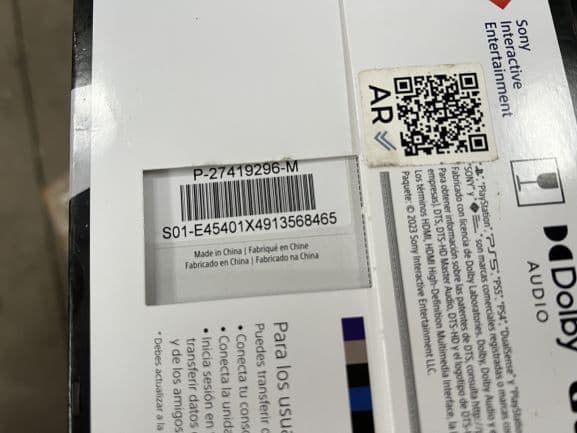 UNA (01) VIDEO CONSOLA PLAY STATION 5 EDICIÓN DIGITAL- MODELO CFI-2015B Capacidad: 1 TB NUEVA (APERTURADA) AÑO 2023 – FUNCIONAMIENTO SIN CONTROLAR - SE VENDEN EN EL ESTADO EN QUE SE ENCUENTRAN Y EXHIBEN. 25090ALOT000005C