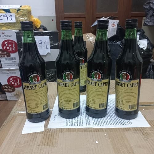 252 BOTELLAS DE 700ML DE APERITIVO MARCA CAPRI - SE VENDEN EN EL ESTADO EN QUE SE ENCUENTRAN Y EXHIBEN. 24016GSM000394