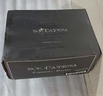 132 BOTELLAS DE VINO MARCA DV CATENA CABERNET MALBEC 2023 X 750 ML ACONDICIONADOS EN 22 CAJAS X 6 UNIDADES C/UTRIBUTAN IVA ALÍCUOTA 21% - SE VENDEN EN EL ESTADO EN EL QUE SE ENCUENTRAN Y EXHIBEN 25086GSM000026