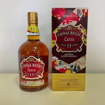 8 BOTELLAS DE WHISKY MARCA ""CHIVAS REGAL SCOTCH” DE 1L: 4 “12 AÑOS"" Y 4 “13 AÑOS" SE VENDEN EN EL ESTADO EN QUE SE ENCUENTRAN Y EXHIBEN. 23082GSM000094 – 082GSM000095