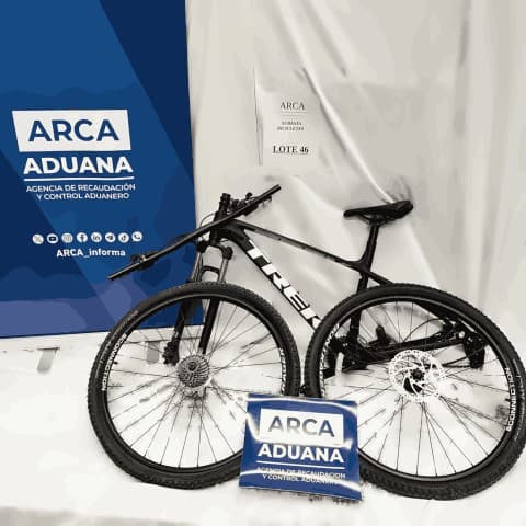 UNA BICICLETA – MARCA TREK – MODELO MARLIN 5 – RODADO 29 – N.º SERIE WTU1640380N - NUEVA - DESARMADATRIBUTAN IVA ALÍCUOTA 21% - FUNCIONAMIENTO SIN CONTROLAR - SE VENDEN EN EL ESTADO EN EL QUE SE ENCUENTRAN Y EXHIBEN - ACTA 768/2018