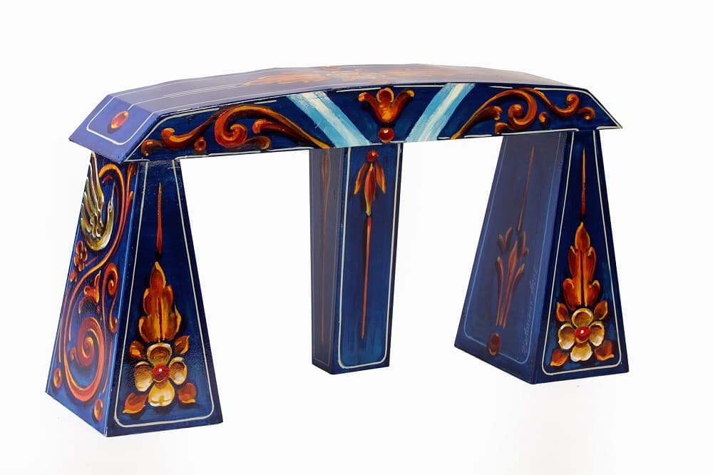 "Puente Porteño". Escultura. Técnica mixta sobre tabla. Obra de Martiniano Arce. Firmada en la base derecha. Medidas 33 x 60.5 x 16.5 cm. En buen estado. Con pequeños desgastes del tiempo.