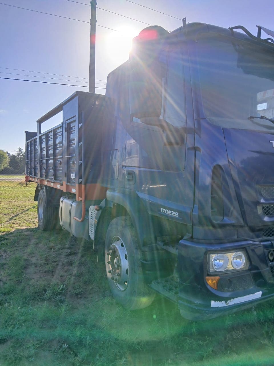 Camión   Marca IVECO, Chasis con cabina dormitorio, modelo año 2017.-