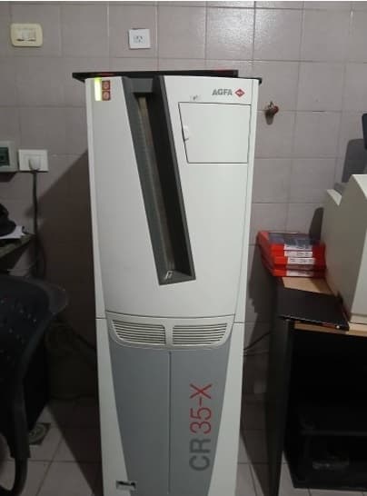 1)DIGITALIZADOR AGFA MOD. CR35X 2)IMPRESORA AGFA DRYSTAR AXYS