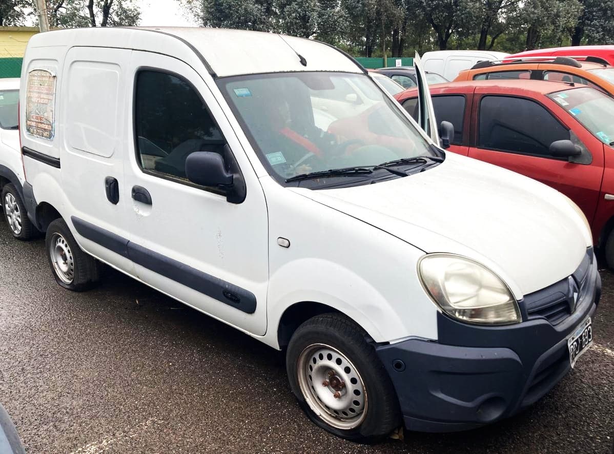 RENAULT, Modelo: KANGOO PH3 CONFORT 1.6 1P, Tipo: FURGÓN, BLANCO, Naftero, 2016, DOMINIO: PPJ693