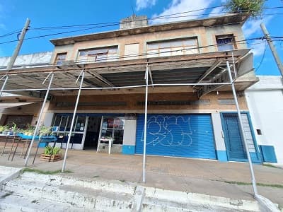 SUBASTA  75% INMUEBLE EN LOMAS DE ZAMORA. BASE REDUCIDA. OCUPADO. ESTADO REGULAR.