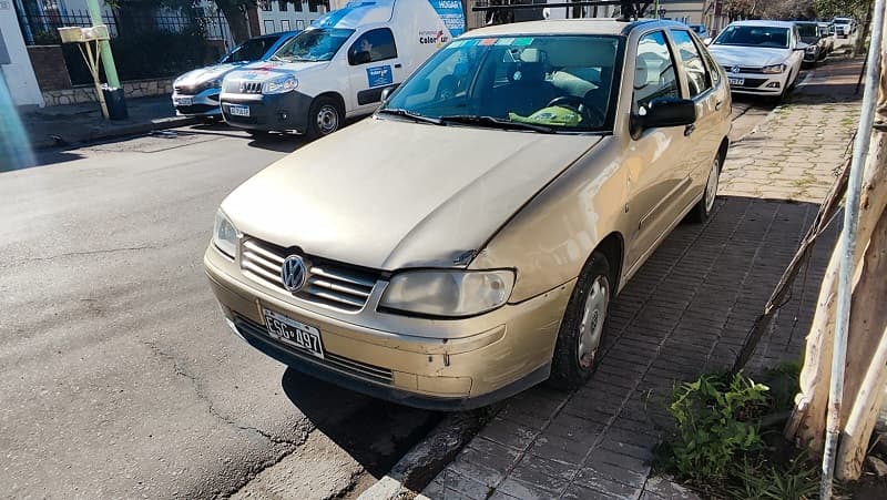 AUTOMOTOR VOLKSWAGEN POLO CLASSIC 1.9, AÑO 2004