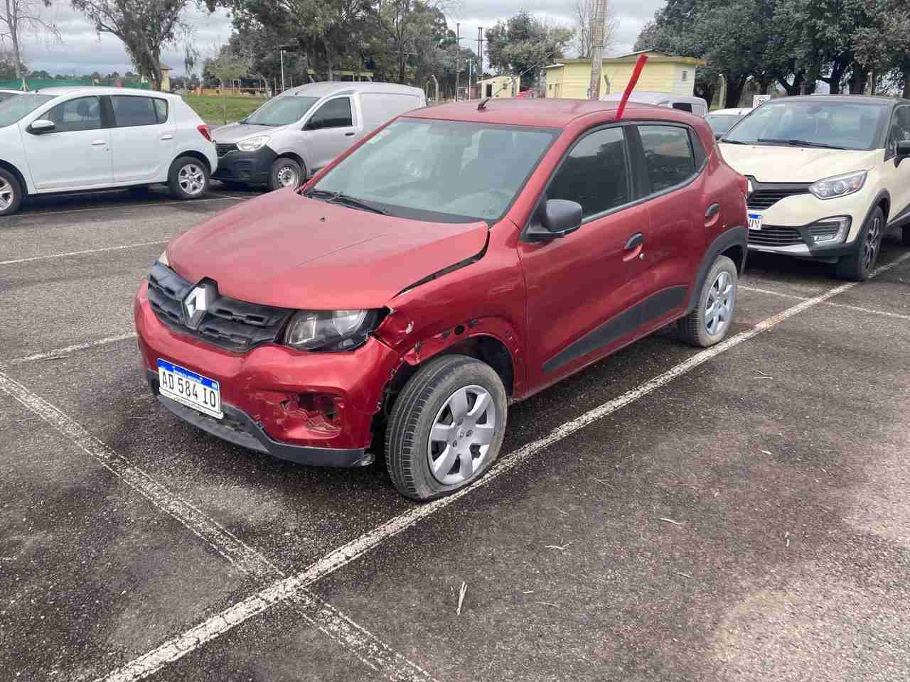 Automotor Marca: RENAULT; Modelo: KWID ZEN 1.0; Tipo: SEDAN 5 PUERTAS; Dominio: AD584IO