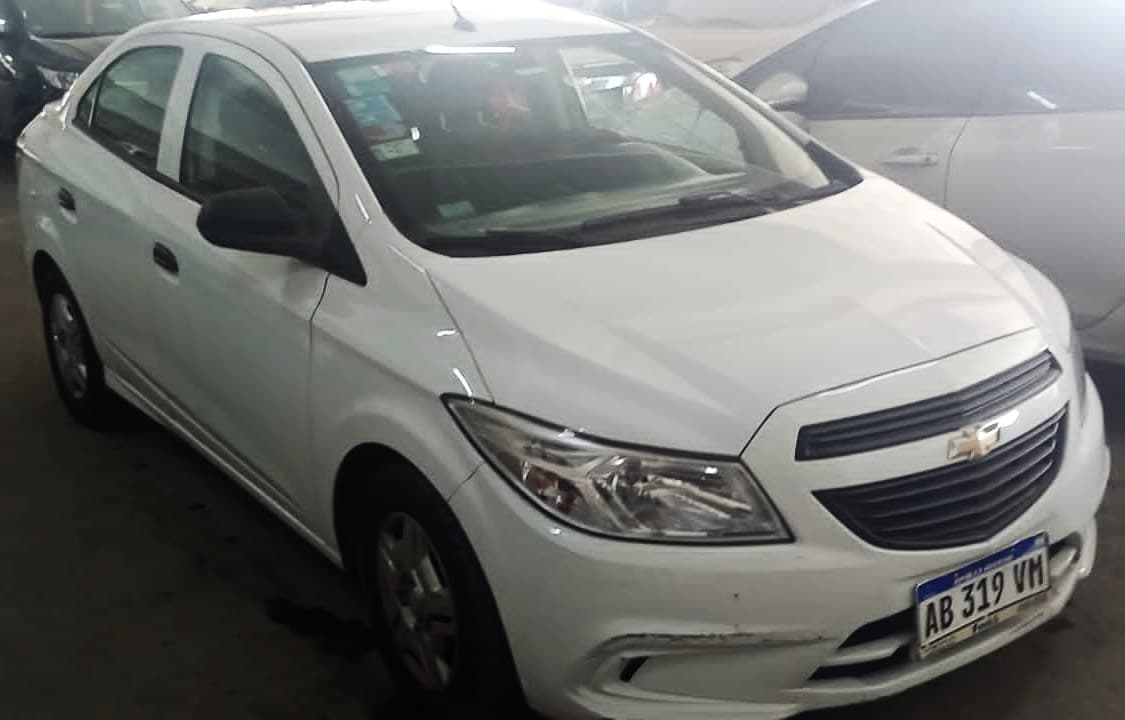 Automotor marca CHEVROLET PRISMA JOY 4P, año: 2017 Estado General: REGULAR.