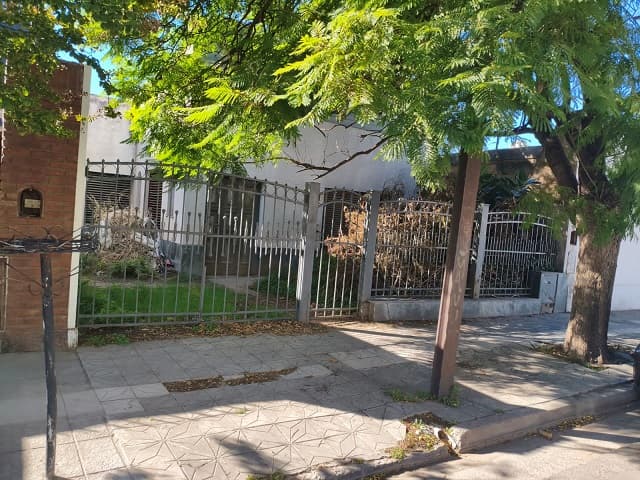 50% DE UN INMUEBLE EN BAHÍA BLANCA