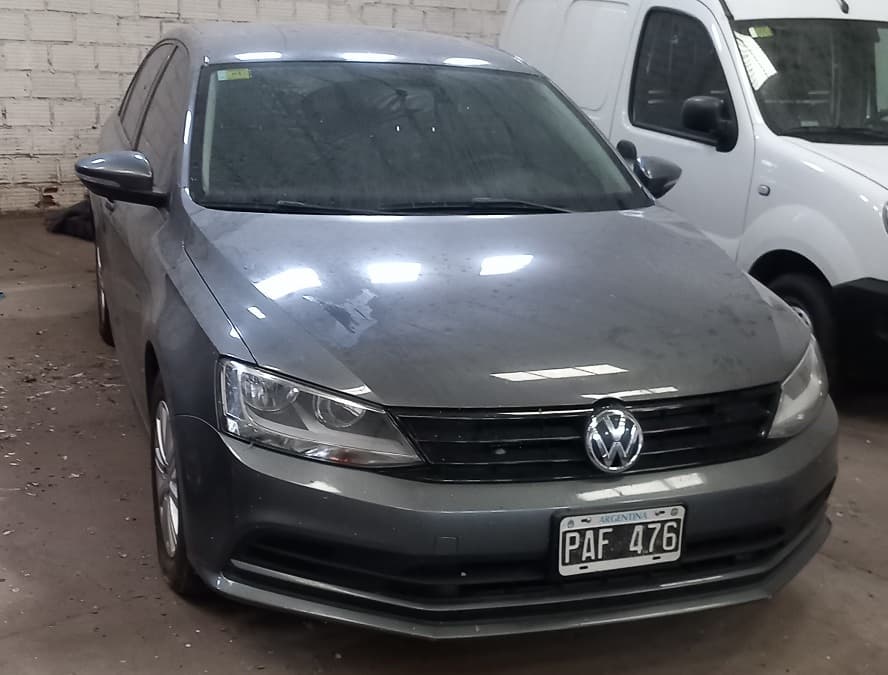 AUTOMOTOR VOLKSWAGEN, MODELO VENTO 2.0, Dominio PAF476, AÑO 2015