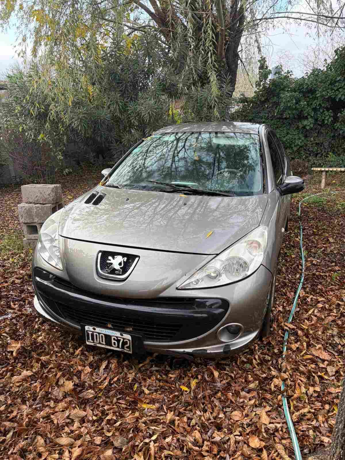 Automotor Peugeot 207 Compact xt 1.6 Dominio IDQ 672