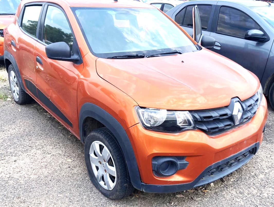 Automotor Marca RENAULT, Modelo: KWID ZEN 1.0, Tipo: SEDAN 5 PUERTAS, año 2018. Estado Gral: REGULAR